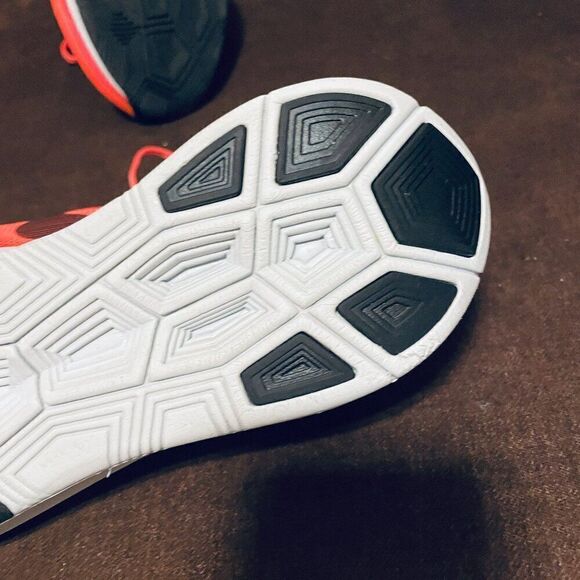 Excellent condition Nike zoom fly racing flats Crimson Red 10 Womens US 42 EUR - Picture 7 of 8